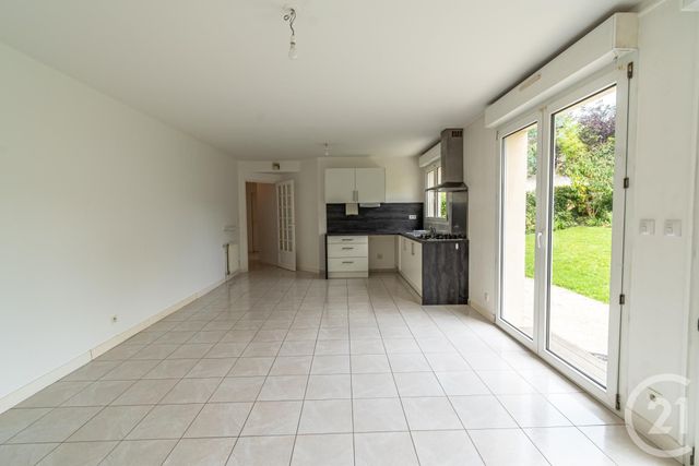 Appartement T3 à vendre - 3 pièces - 63.08 m2 - LAVAL - 53 - PAYS-DE-LOIRE - Century 21 Dréano Immobilier