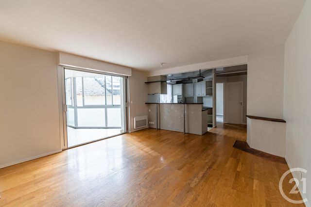 Appartement T3 à vendre - 3 pièces - 84.58 m2 - LAVAL - 53 - PAYS-DE-LOIRE - Century 21 Dréano Immobilier